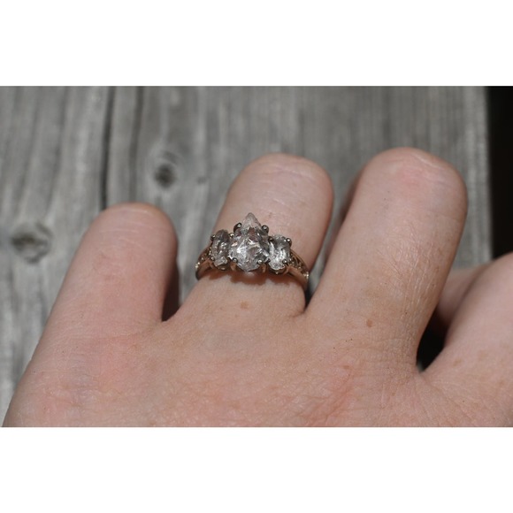 alternative raw diamond engagement ring raw crystal size 4 5 6 7 8 8 9 10 11 12 - Picture 4 of 9